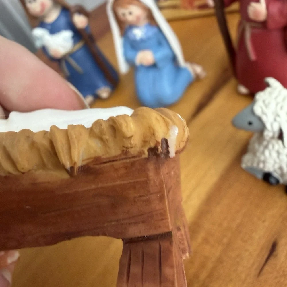 A Child Is Born‎ 6 Piece Nativity Set Mary Jesus Wisemen Lamb Donkey Cottage